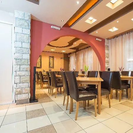 Boris Hotel